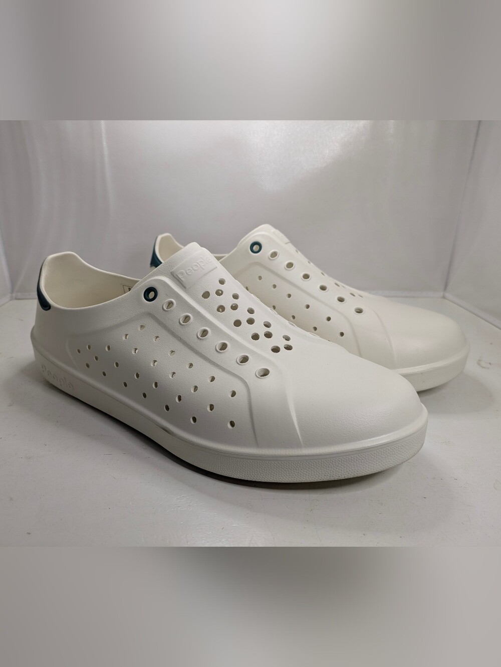Peoples Ace 2.0 White Slip-On Perforated Casual Loafers Size 12